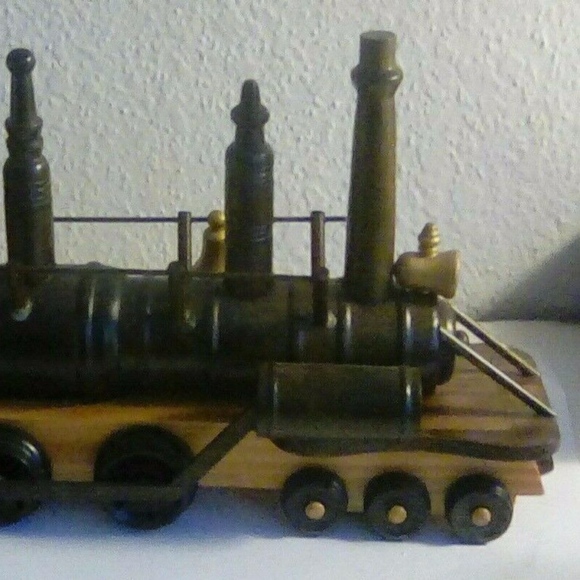 Locomotive Railroad Train Steam Engine Wooden Brown and Black Classic Model - Picture 2 of 8